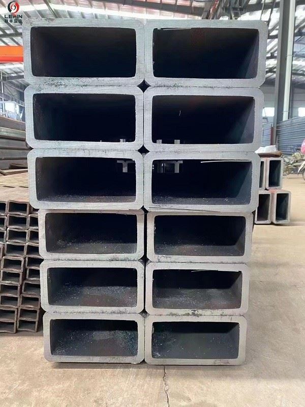 HSS SQUARE TUBE
